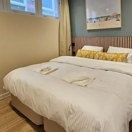 Four Star - Keizerstraat 18 * The Hague